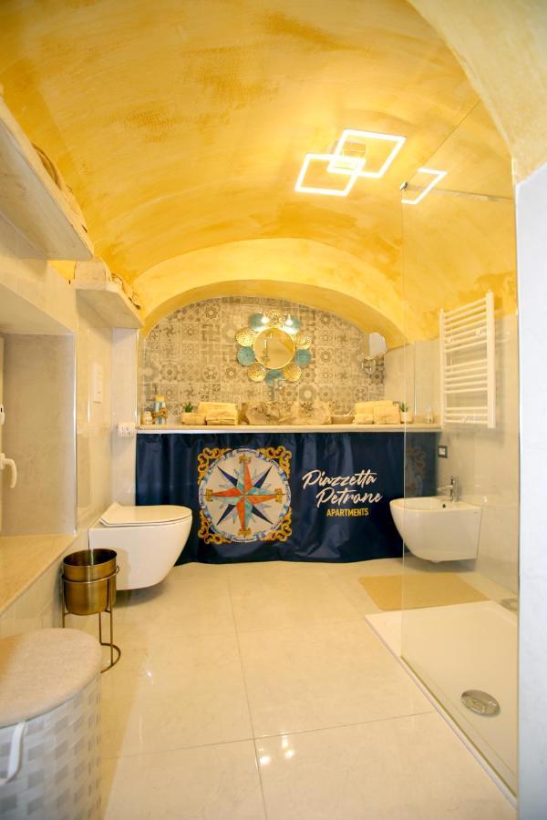 Piazzetta Petrone Apartments + Parking ヴィエステ エクステリア 写真