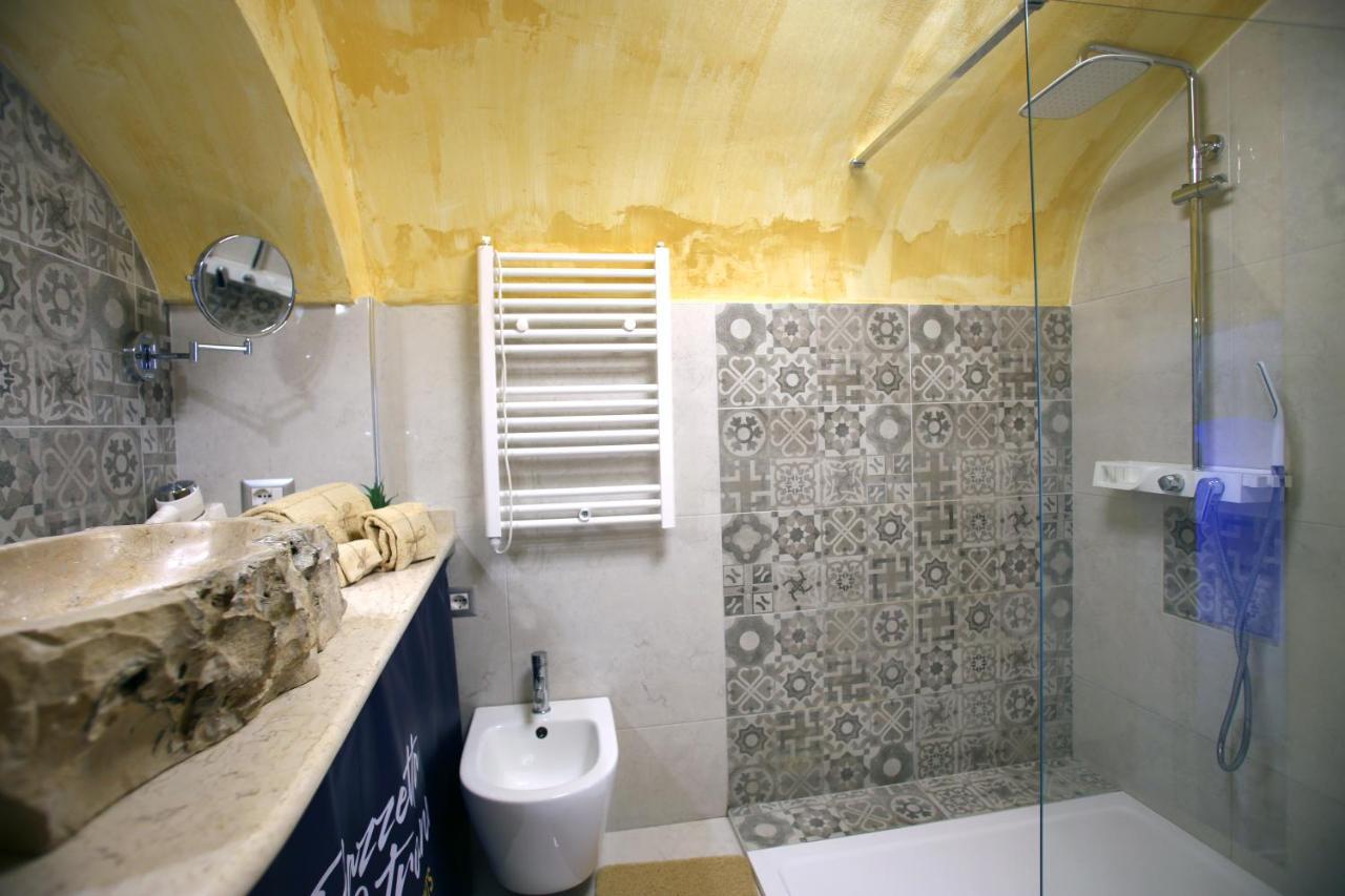 Piazzetta Petrone Apartments + Parking ヴィエステ エクステリア 写真