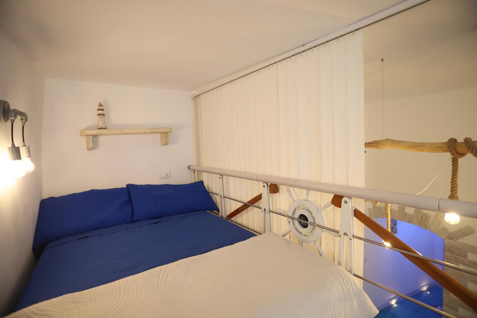 Piazzetta Petrone Apartments + Parking ヴィエステ エクステリア 写真