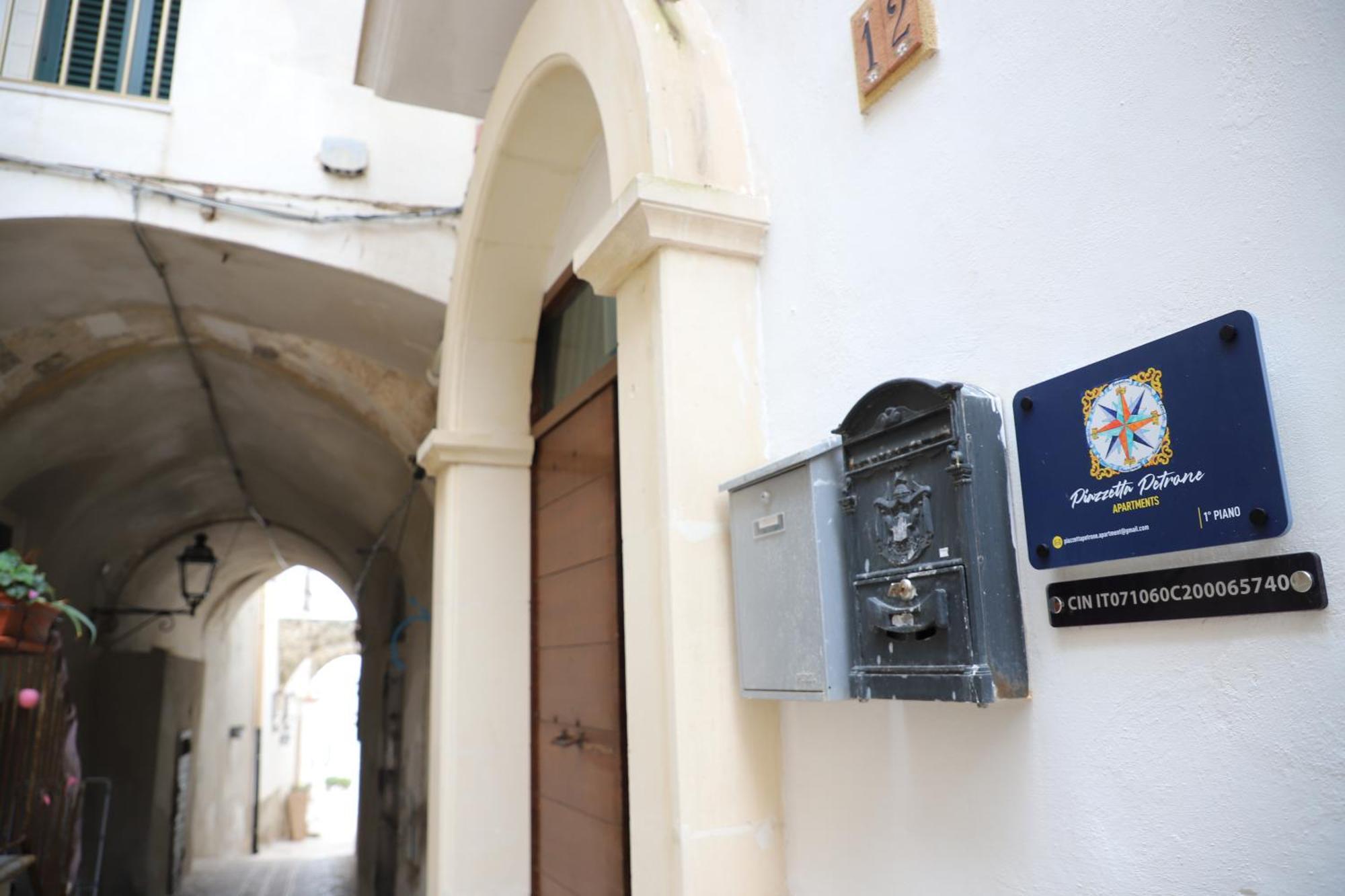 Piazzetta Petrone Apartments + Parking ヴィエステ エクステリア 写真